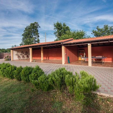 הוילה Muntić Hacienda Rosemary מראה חיצוני תמונה