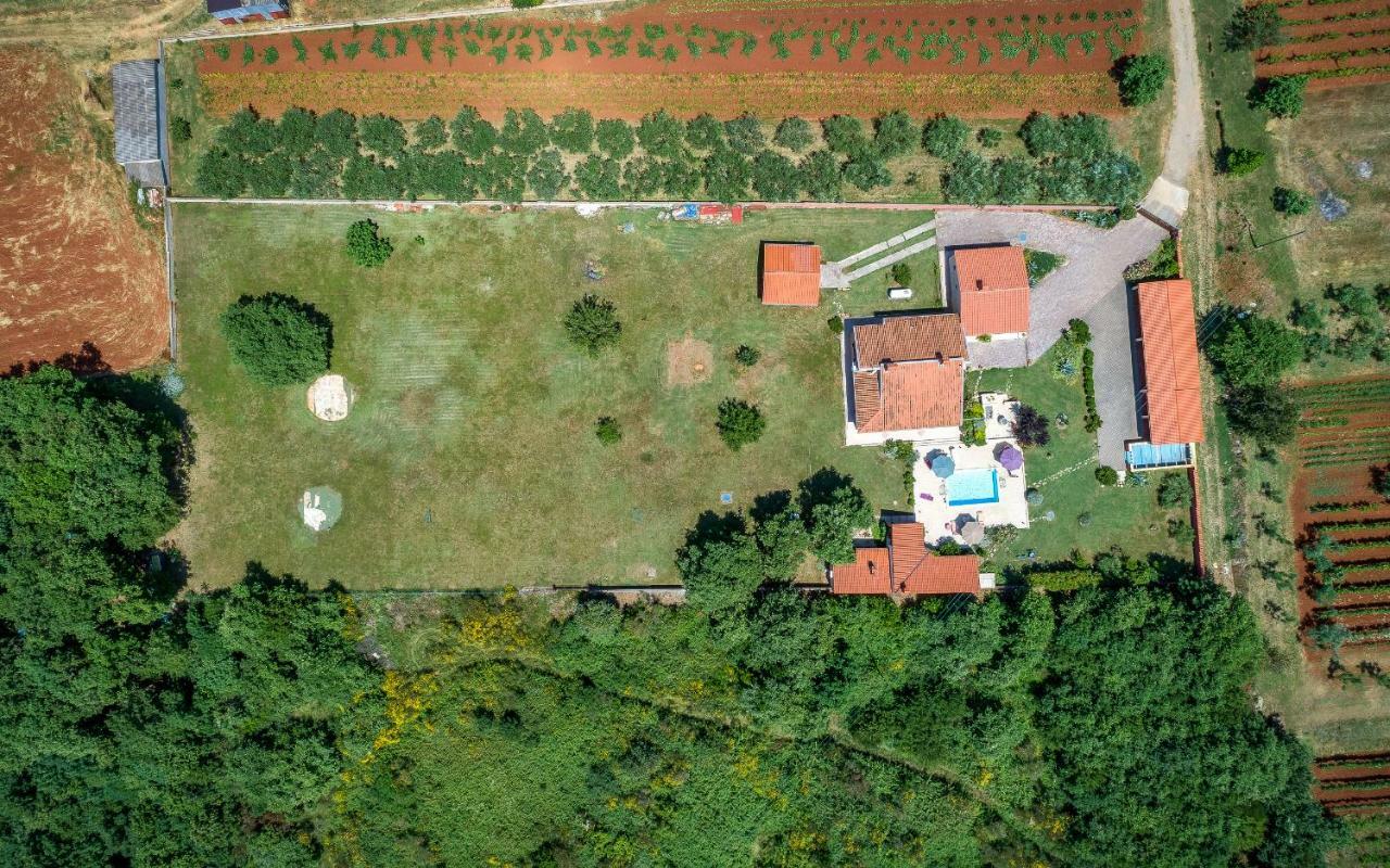 הוילה Muntić Hacienda Rosemary מראה חיצוני תמונה